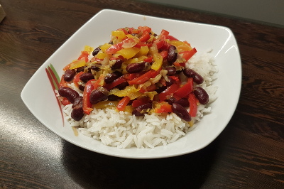 Recept: Fazole s dušenou paprikou